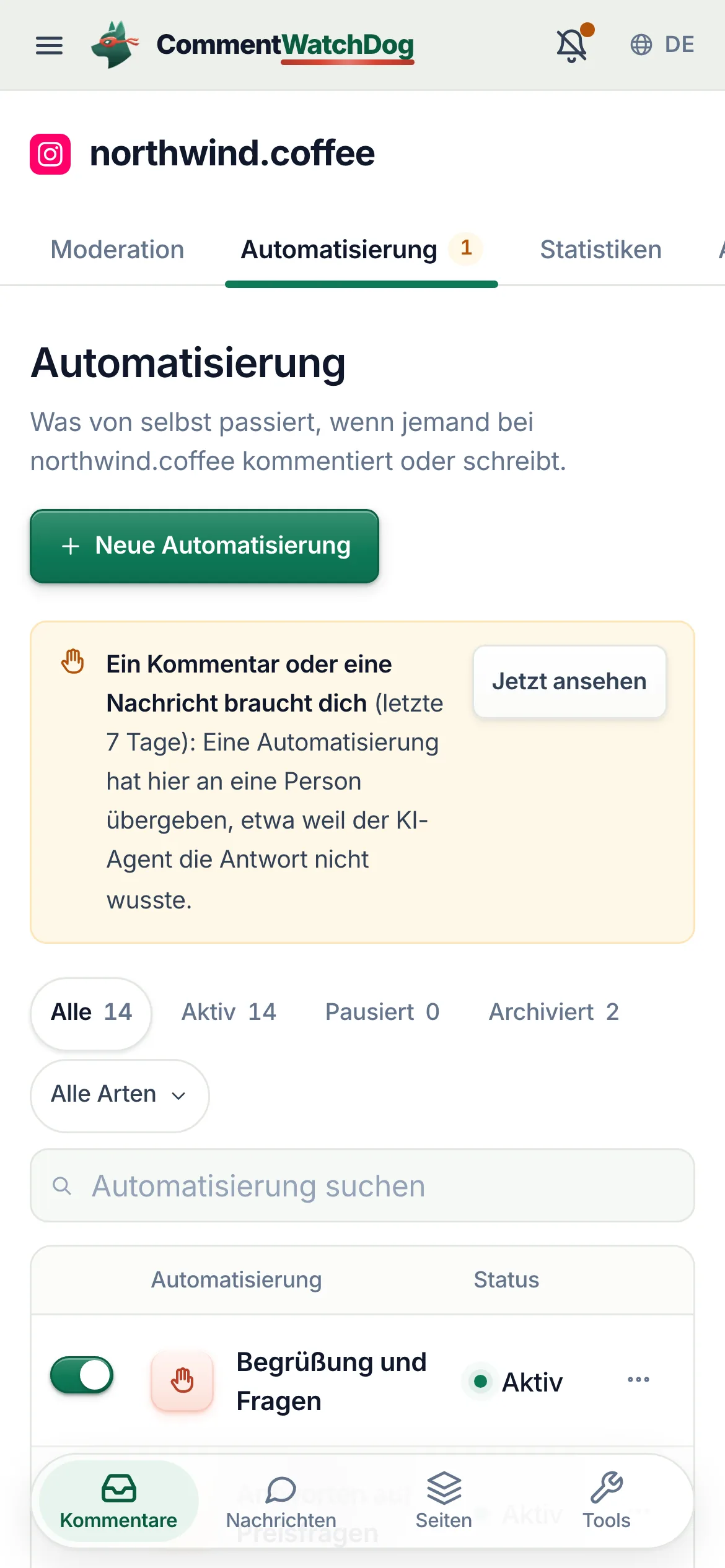 Der Tab „Automatisierung“ eines Instagram-Kontos auf dem Handy: „Neue Automatisierung“, ein Hinweis, dass ein Kommentar oder eine Nachricht eine Person braucht, und die Automatisierungen mit Schalter und Status.