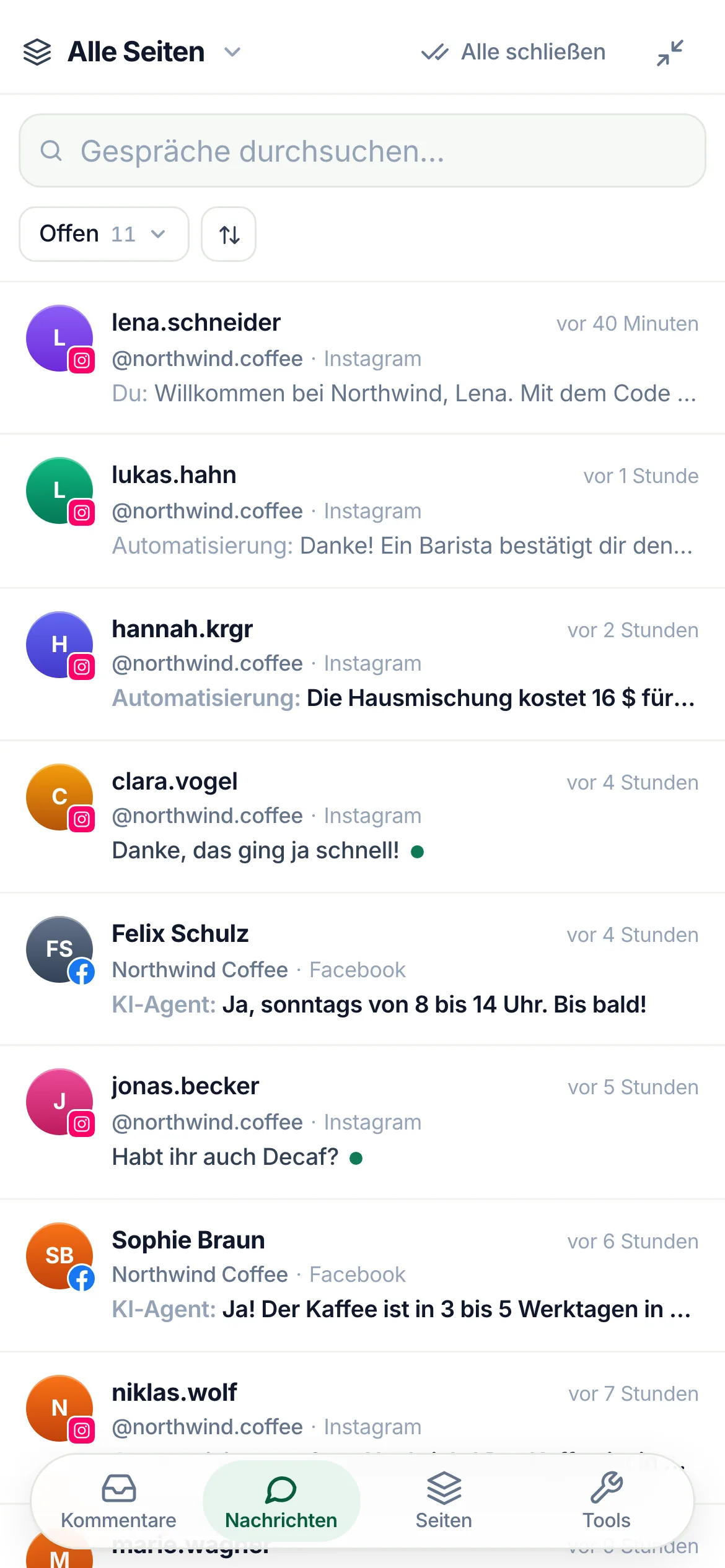Der DM-Posteingang auf dem Handy: Instagram- und Messenger-Chats in einer Liste.