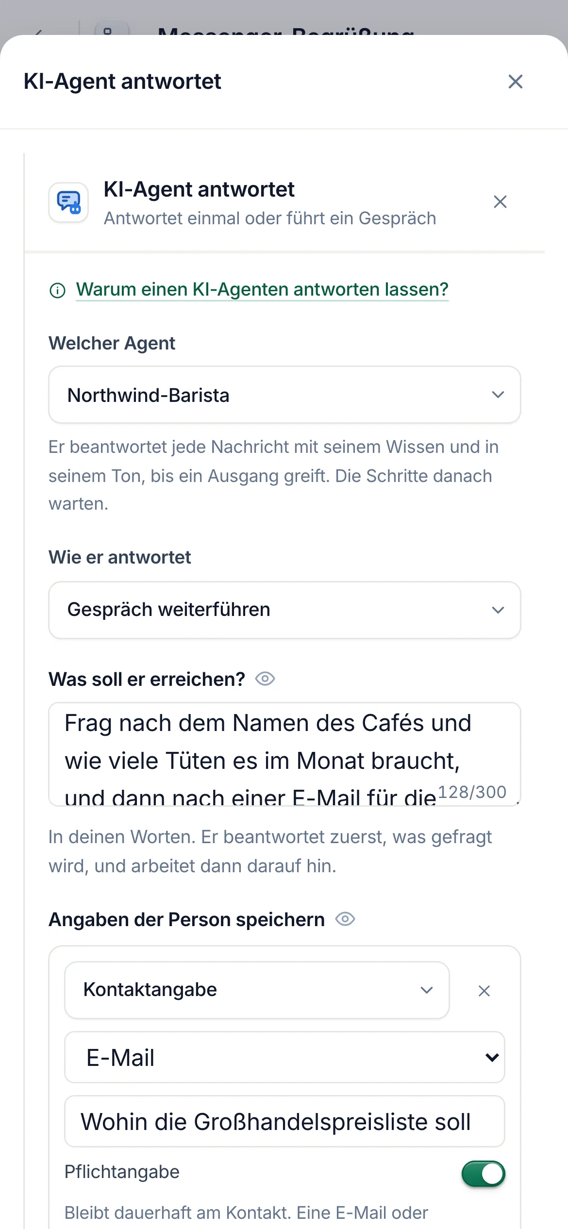 Der KI-Agent-Schritt im Flow-Builder, eingestellt auf „Gespräch weiterführen“: sein Ziel und eine Zeile unter „Angaben der Person speichern“, eine E-Mail als Pflichtangabe.