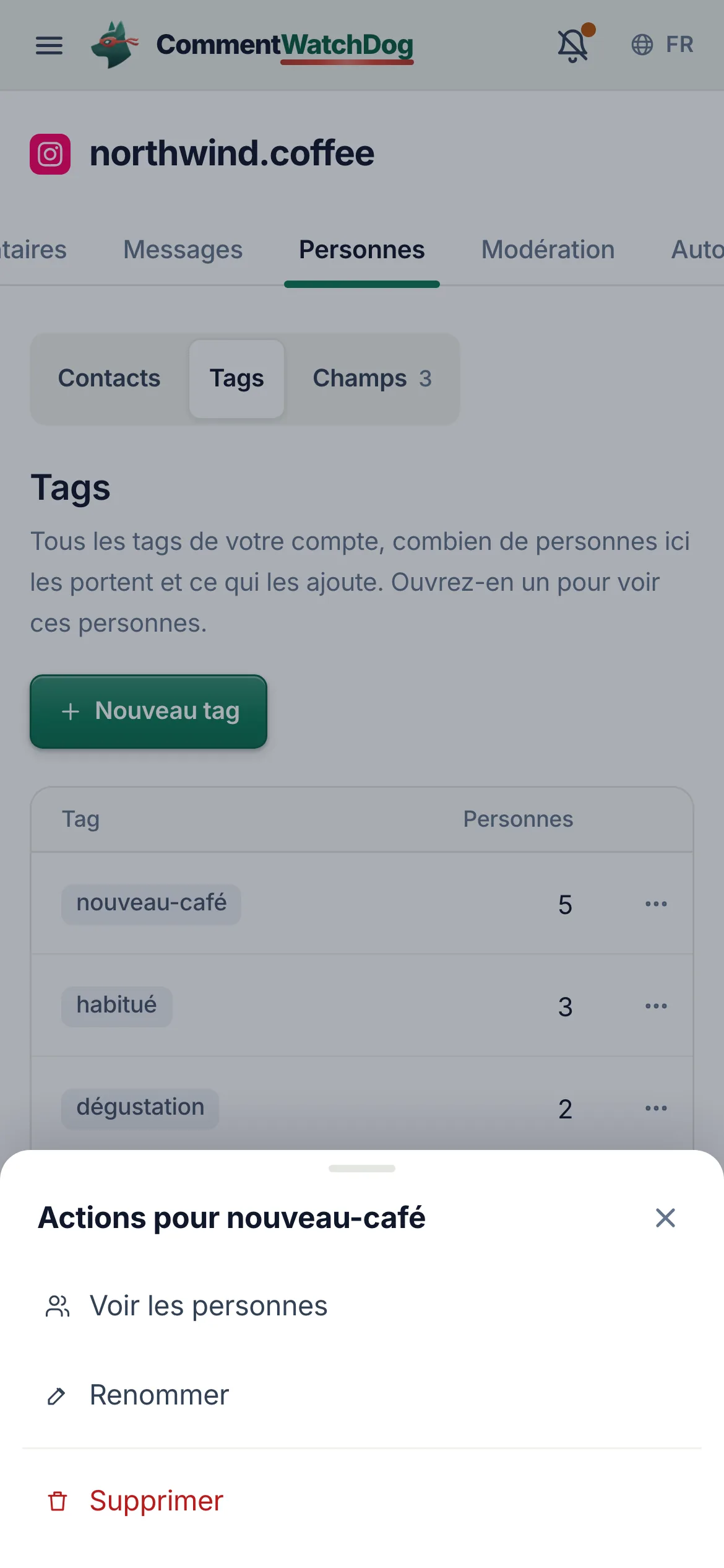 La même chose sur un téléphone.