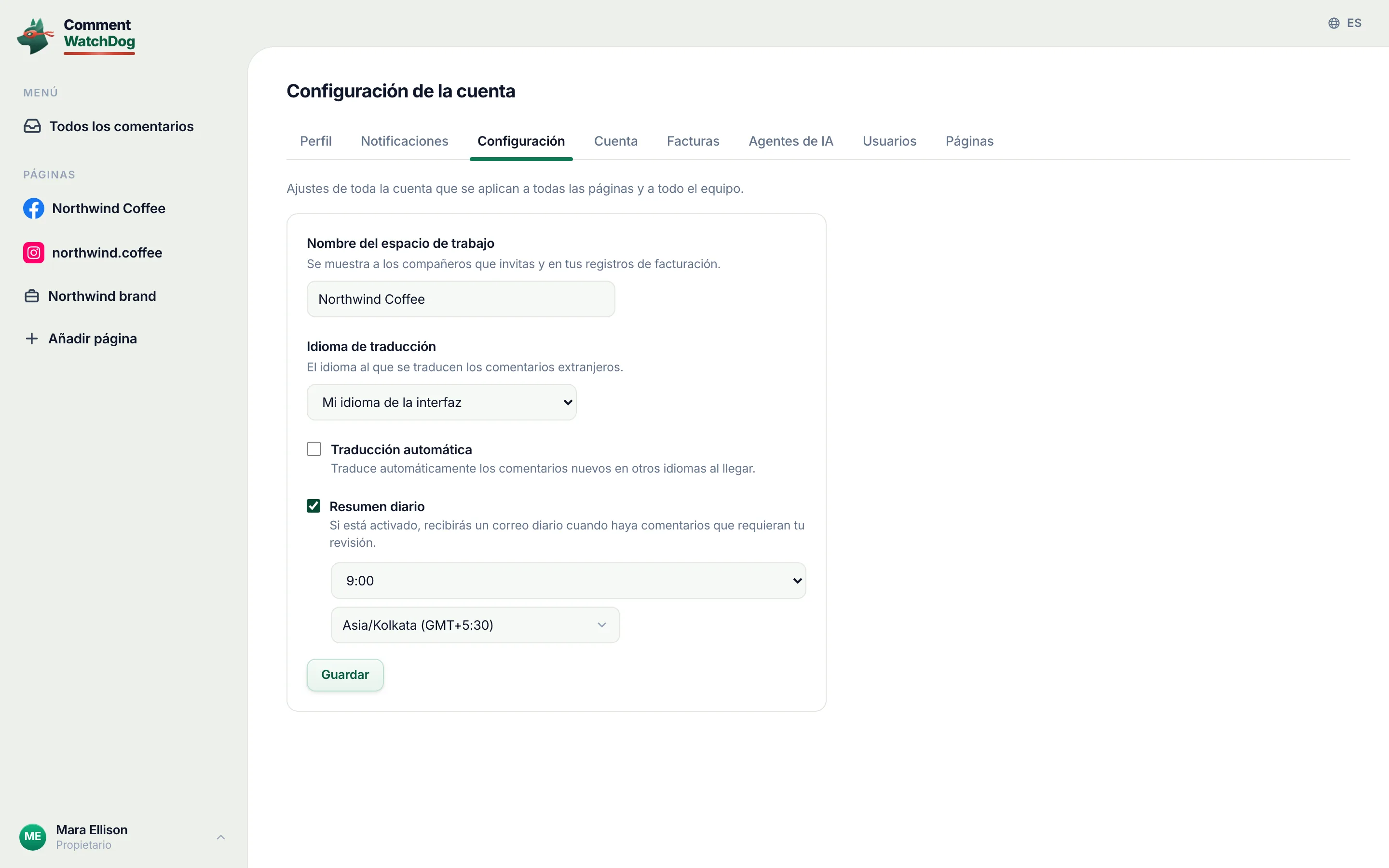 La pestaña Configuración con el Resumen diario marcado: aparecen la Hora de envío y la Zona horaria.